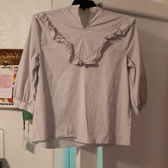 Blouse - Picture 2 of 3